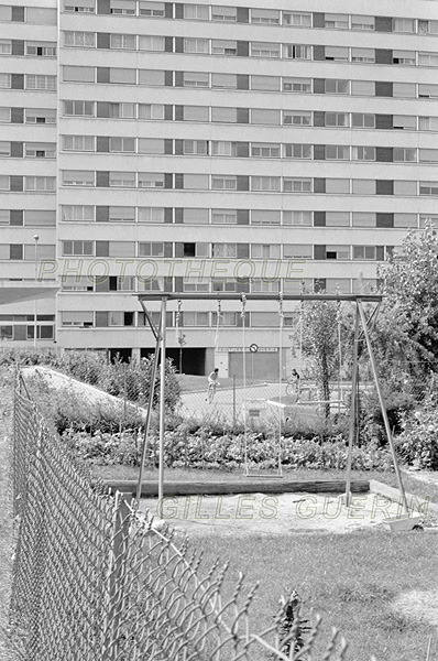 Cités de banlieue en Île-de-France - Massy  - Septembre 1975