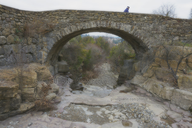 Vieux pont romain - Parc Naturel Rgional des Monts d'Ardche  - 2016