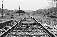 Voie de chemin de fer dsaffecte  St Paul-le-Jeune - Ardche - 1973
