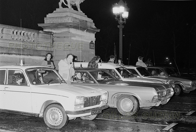 La « CB », « Citizen's Band » ,  ou « bande de fréquences du citoyen » à Paris - Décembre 1979