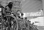 Salon de l'enfance - Novembre 1972 - Apprentissage de la consommation - Enfants, course à vélo et publicité