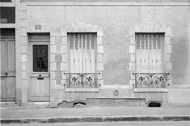 Quartiers pavillonnaires en banlieue parisienne - Ivry sur Seine - Septembre 1975