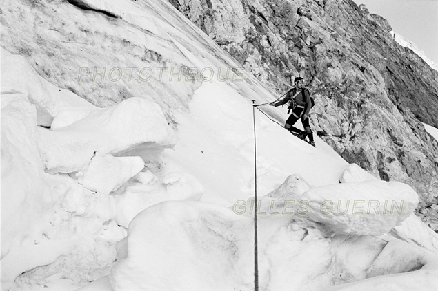 Course mixte en haute montagne (escalade glacier et paroi rocheuse) - Massif des Ecrins - 1980
